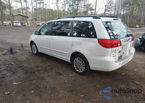2007 Toyota Sienna Xle z USA, uszkodzony, nr VIN 5TDZK22C87S077338